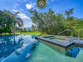 Beautiful Condo with Stunning Views - Pool - Gym